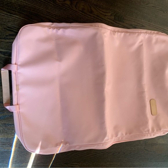 John Hart Pink Garment Bag Luggage - Picture 5 of 7